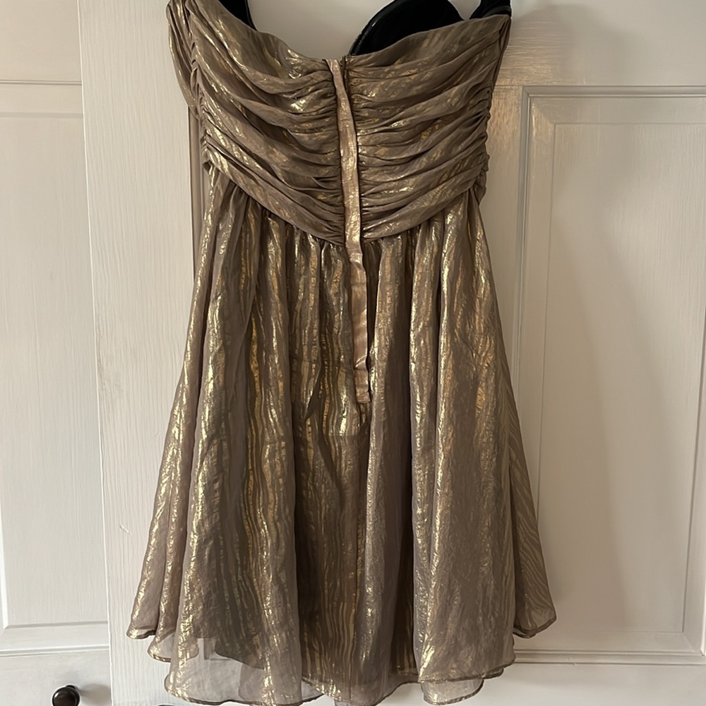 Moda Strapless Dress - Picture 2 of 4